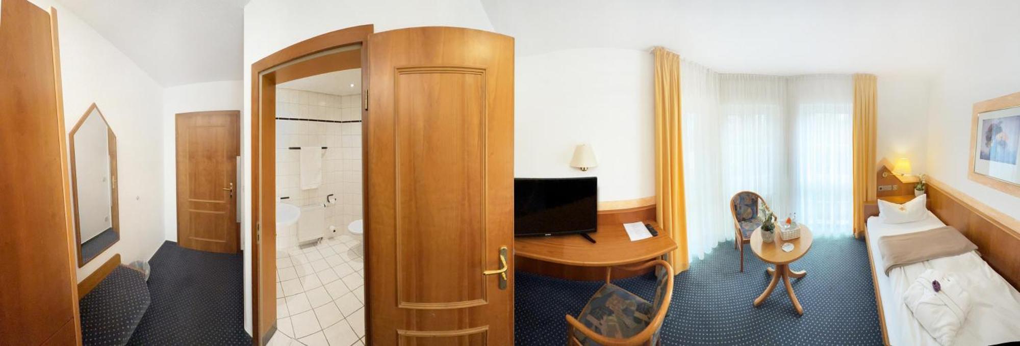 Hotel Schoene Aussicht Giessen Ngoại thất bức ảnh