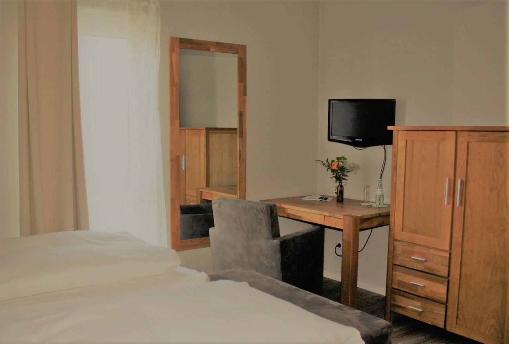 Hotel Schoene Aussicht Giessen Ngoại thất bức ảnh