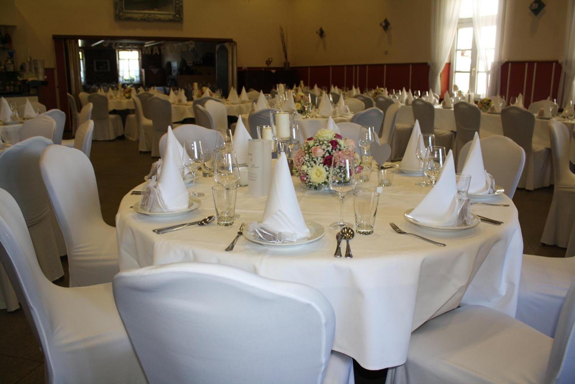 Hotel Schoene Aussicht Giessen Ngoại thất bức ảnh