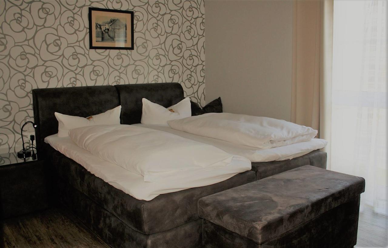 Hotel Schoene Aussicht Giessen Ngoại thất bức ảnh